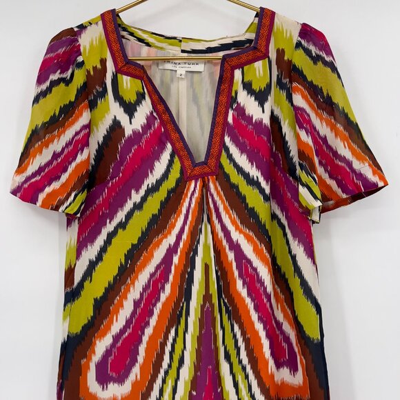 Trina Turk 100% Silk Multicolor Ikat Print Mini Dress Women’s Size 2 - Picture 2 of 8